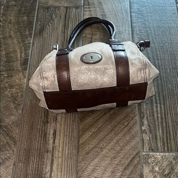 Fossil Cream and Brown leather Satchel with Structured Design 15”x1”x7”. - Picture 2 of 8